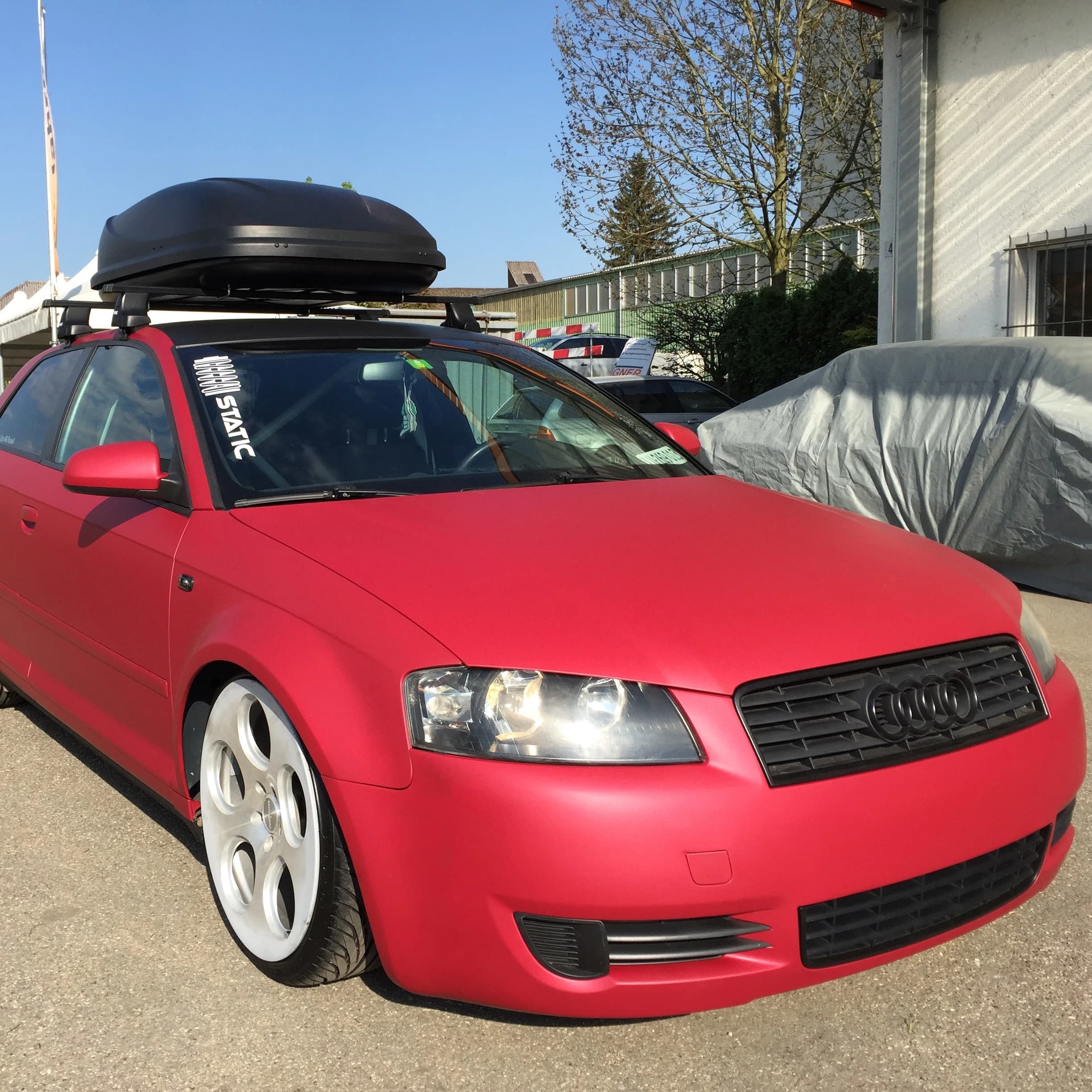 Teil- & Komplettfolierung